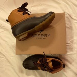 Sperry Tan and Black Ankle Boots